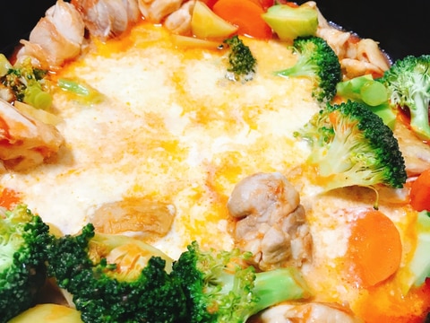 トマトチキンと野菜のチーズフォンデュ